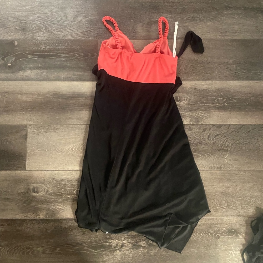 Salmon and black dress with sequins, medium